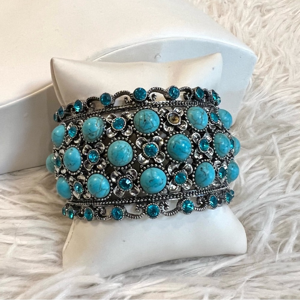 Wide band, Silvertone costume bracelet